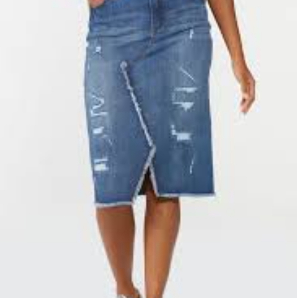 NWT CATO Plus Denim Skirt 20W Distressed Modest